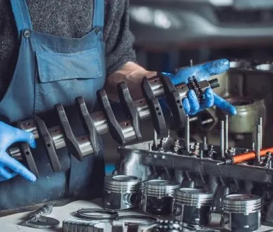 Moteur réparé au garage
